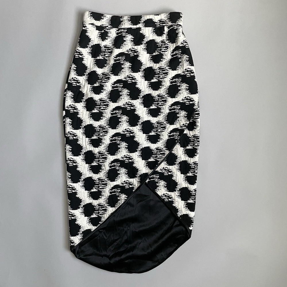 Christian Siriano B&W Abstract Print Midi Skirt Size 4  Asymmetrical‎ Hem